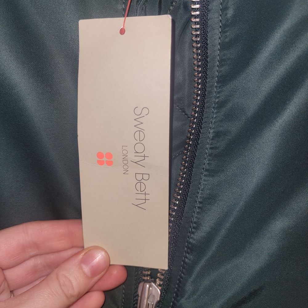 Nwt Sweaty Betty Cityscape Bomber Jacket - Picture 5 of 7